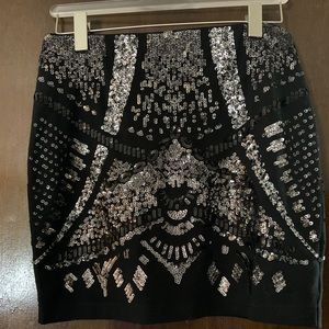 Express sequence skirt